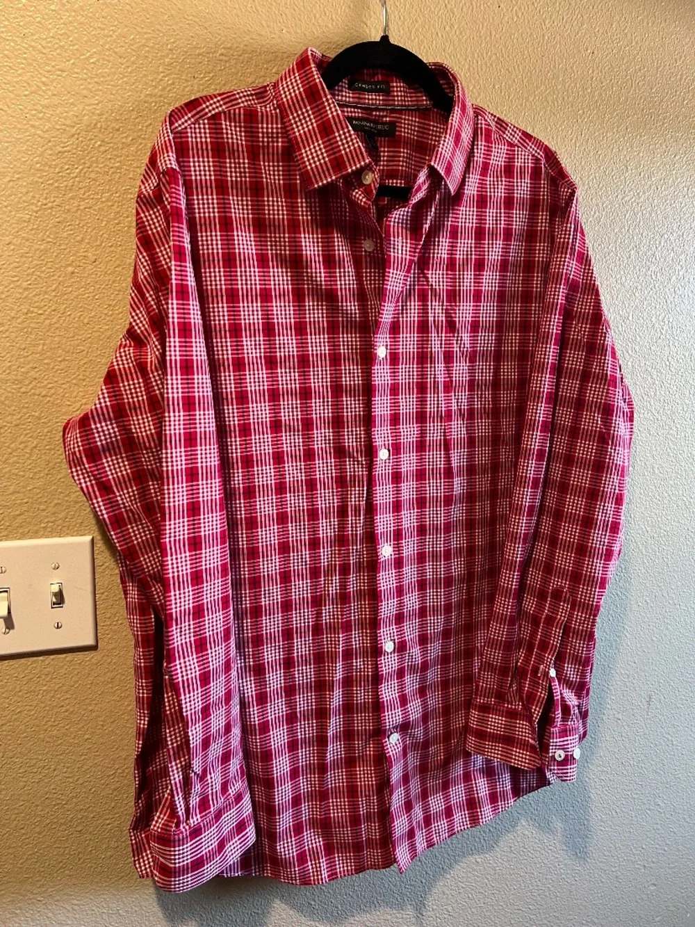 Banana Republic Red‎ Plaid Button-Down Shirt